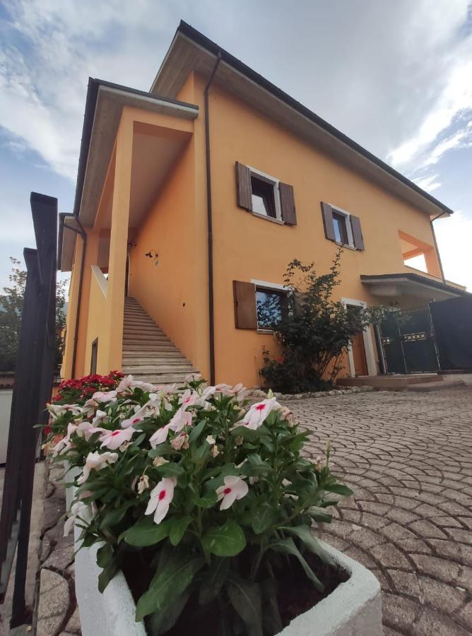 B&B Al Solito Posto L'Aquila Eksteriør billede
